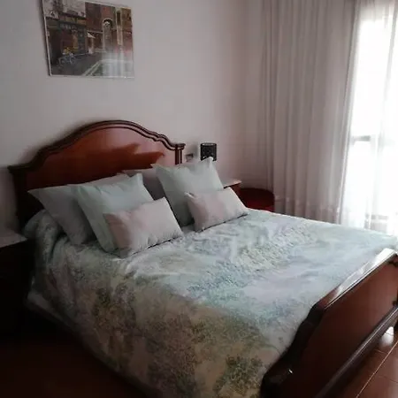 Apartamento Para 6 Personas En Barbastro Exterior photo